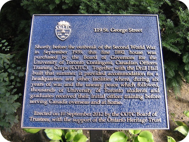 Plaque Photo