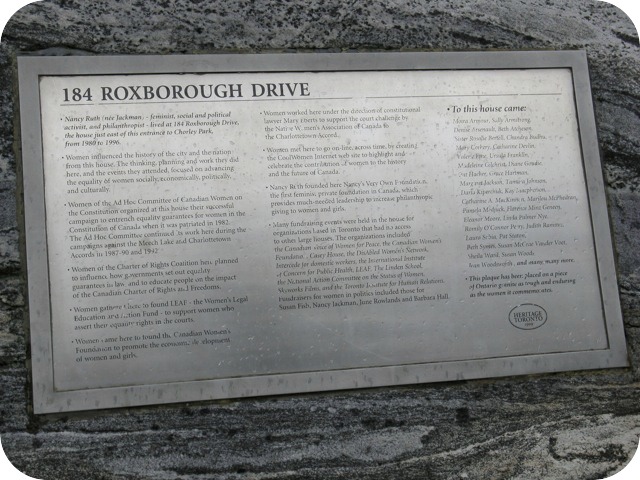 Plaque Photo