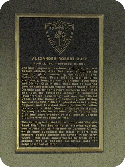 Plaque Photo