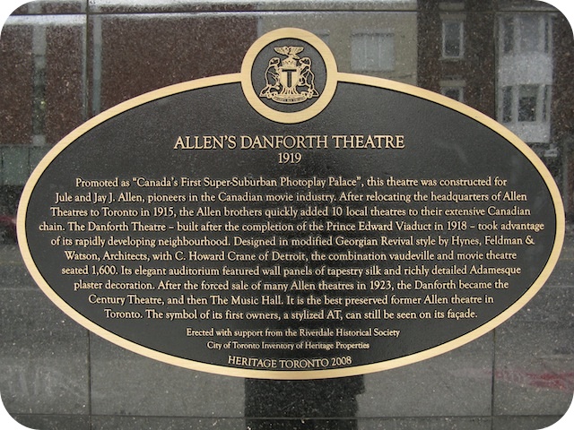 Plaque Photo