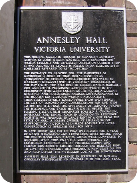 Plaque Photo