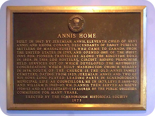 Plaque Photo