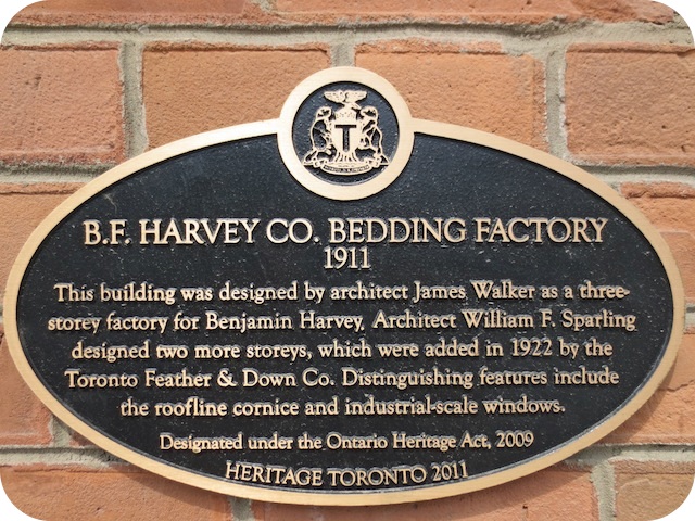 Plaque Photo
