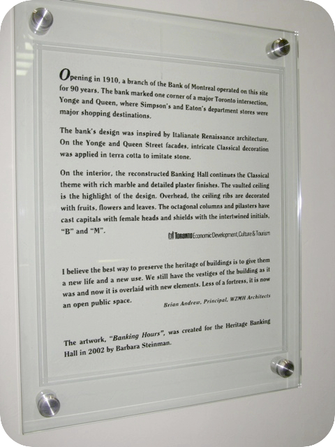 Plaque Photo
