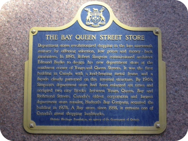 Plaque Photo