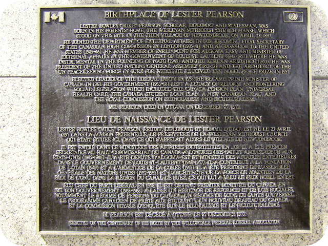 Plaque Photo