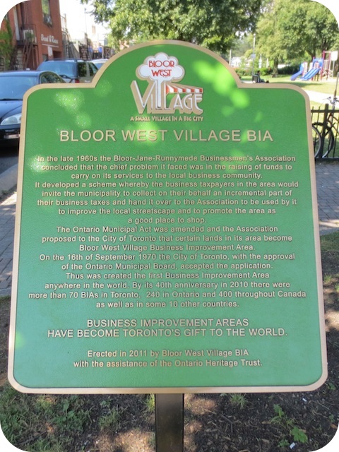 Plaque Photo