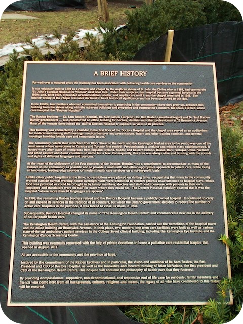 Plaque Photo