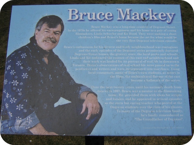 Plaque Photo