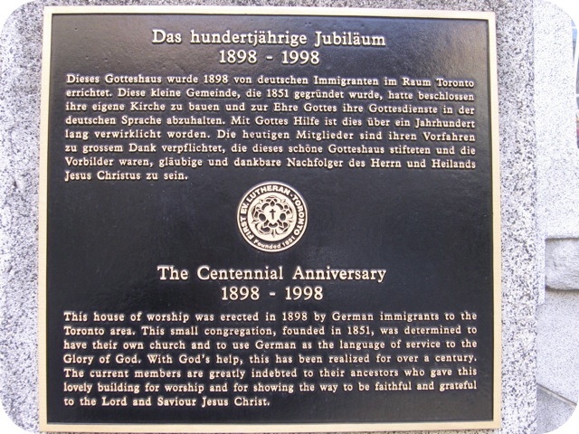 Plaque Photo