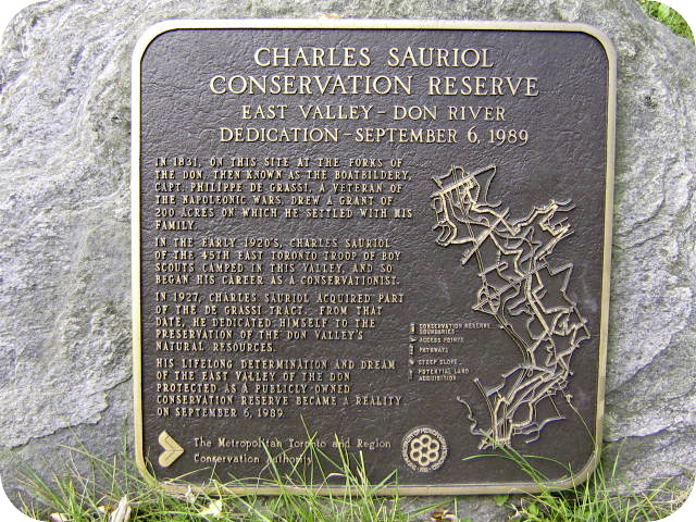 Plaque Photo