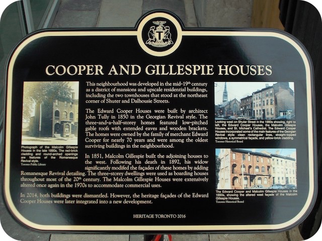 Plaque Photo