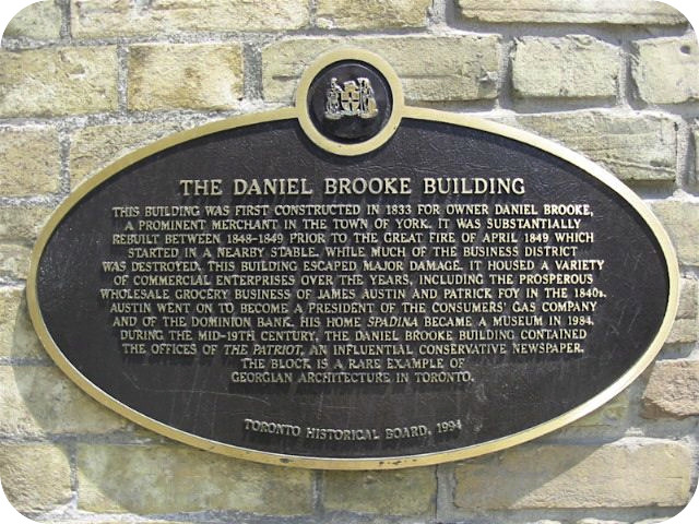 Plaque Photo