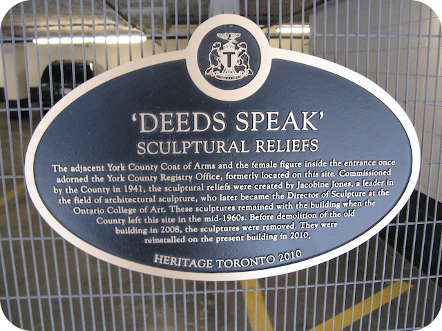 Plaque Photo