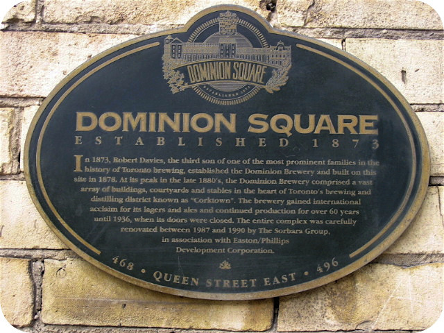 Plaque Photo