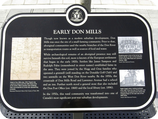 Plaque Photo
