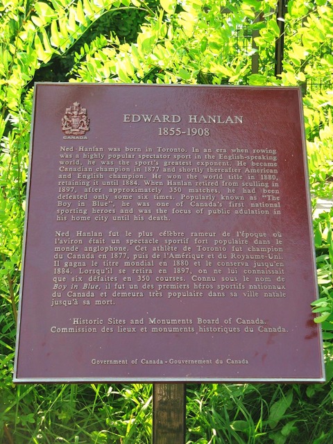 Plaque Photo