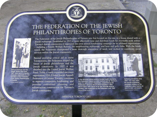 Plaque Photo