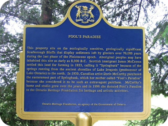 Plaque Photo