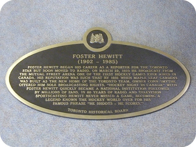 Plaque Photo