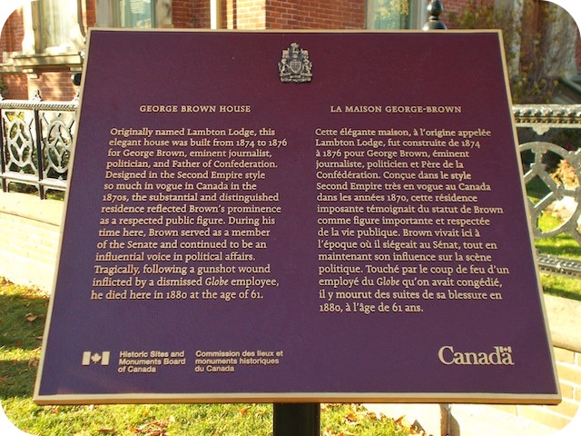 Plaque Photo