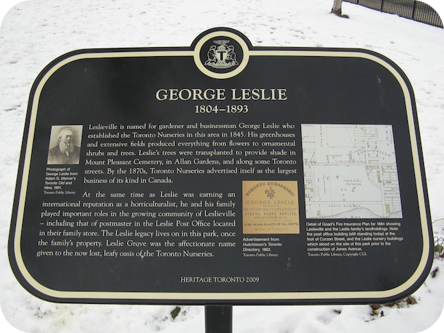 Plaque Photo