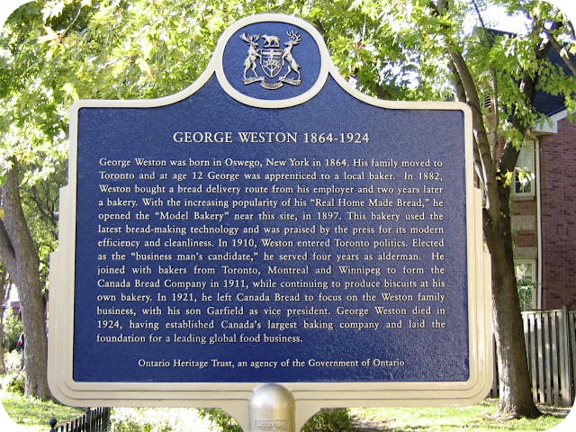 Plaque Photo