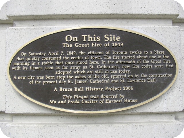 Plaque Photo