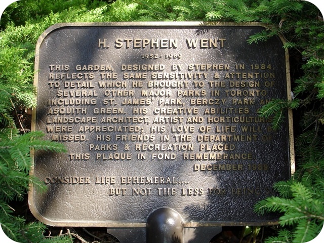 Plaque Photo