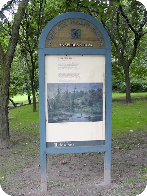 Plaque Photo