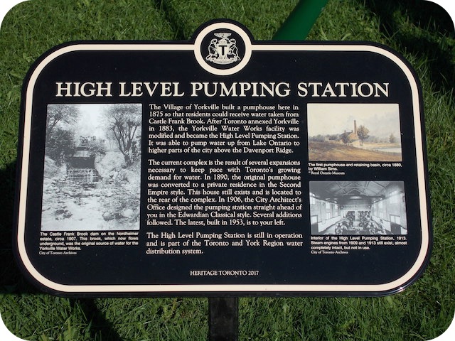 Plaque Photo