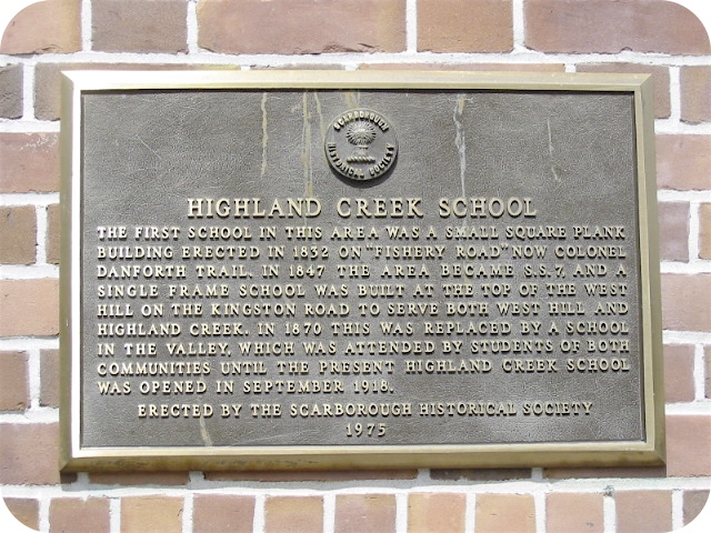 Plaque Photo