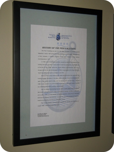 Plaque Photo