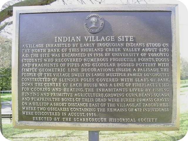 Plaque Photo