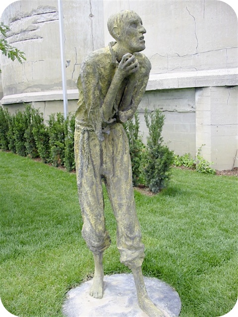 Irish Immigrants and the Fever Sheds
