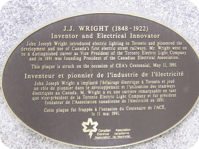 Plaque Photo