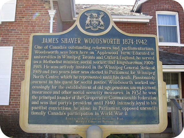 Plaque Photo