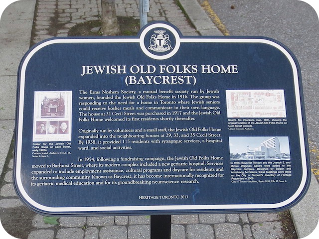 Plaque Photo