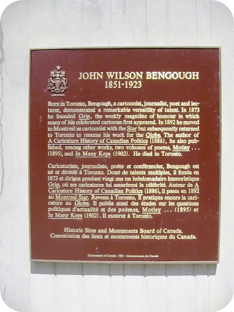Plaque Photo