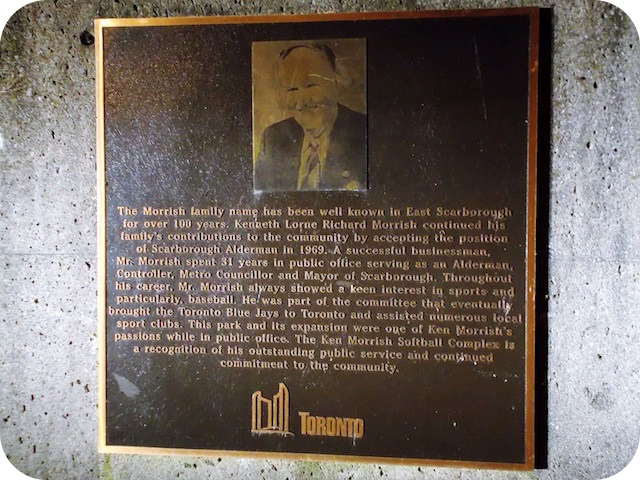 Plaque Photo