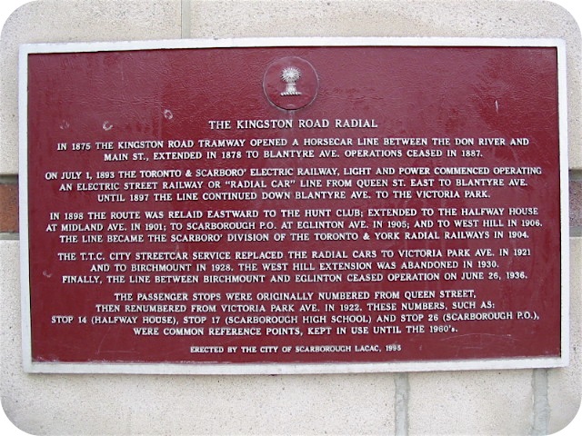 Plaque Photo