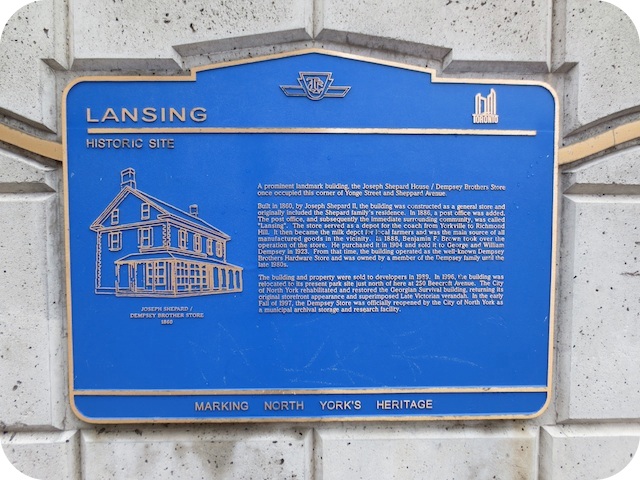 Plaque Photo
