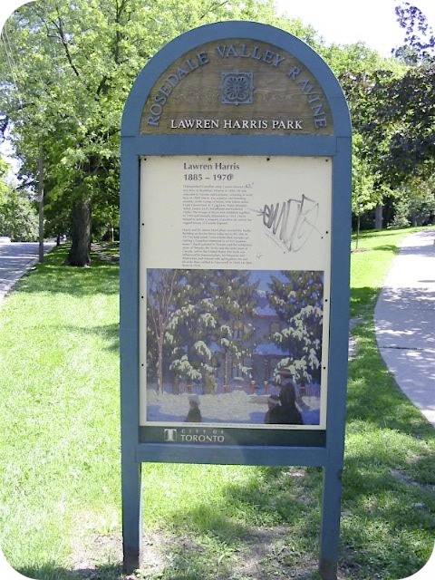 Plaque Photo