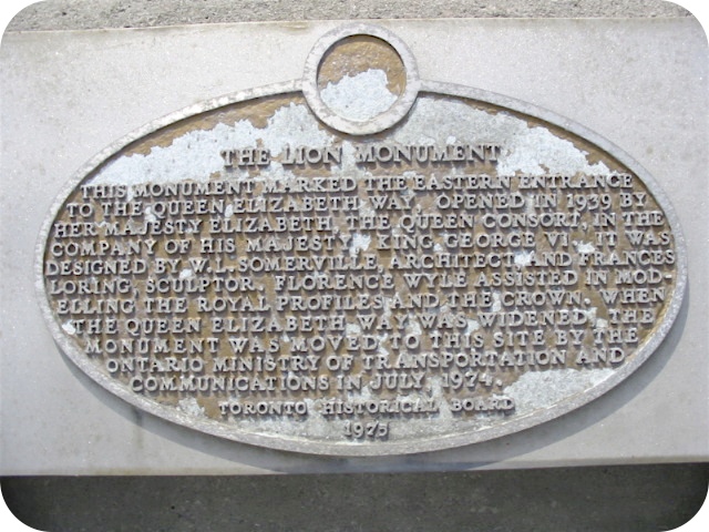 Plaque Photo