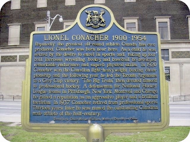 Plaque Photo
