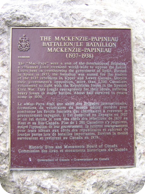 Plaque Photo