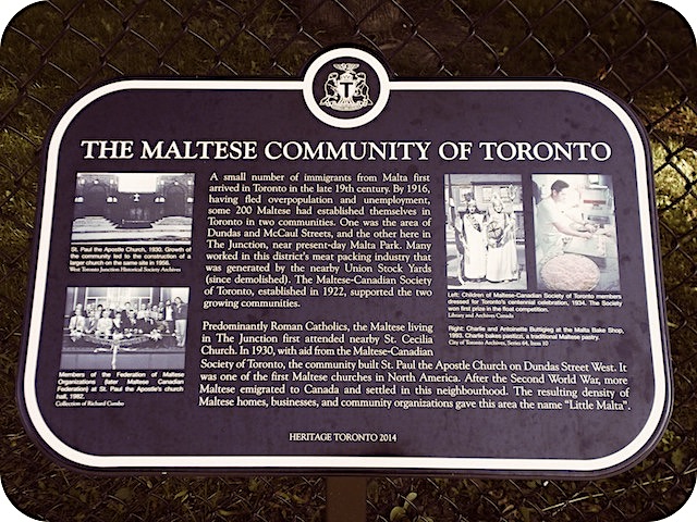 Plaque Photo
