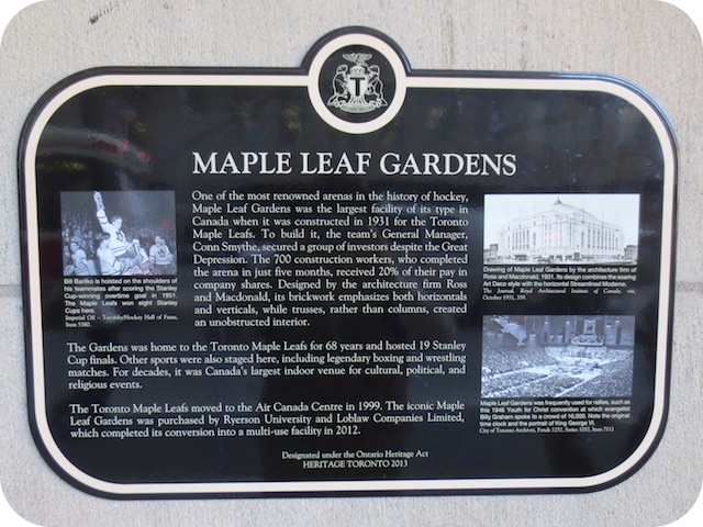 Plaque Photo