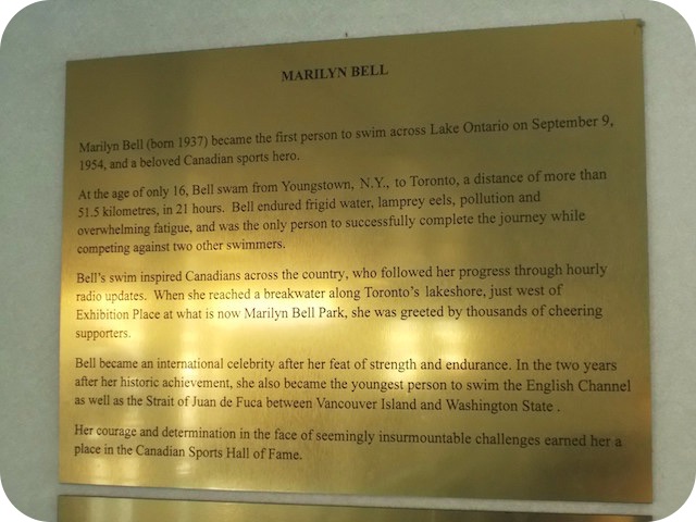 Plaque Photo