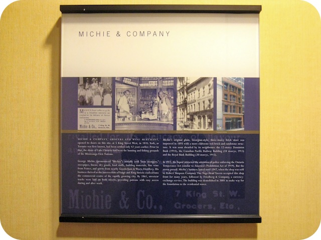 Plaque Photo